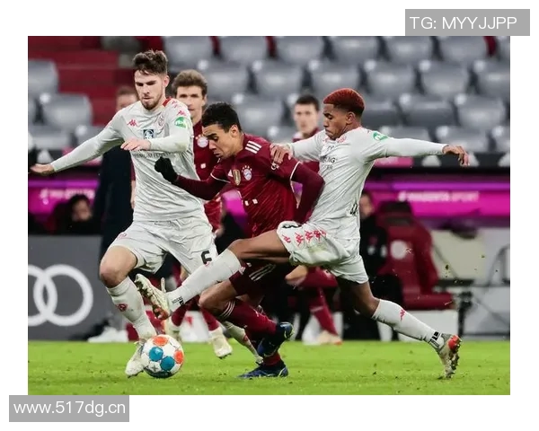 德甲本周最佳阵容揭晓拜仁小将卡尔首次入选奥利塞与于帕同登榜单