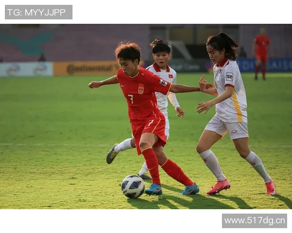 U17女足赛事惊现逆转美国队短时间内连入两球中国队陷入困境