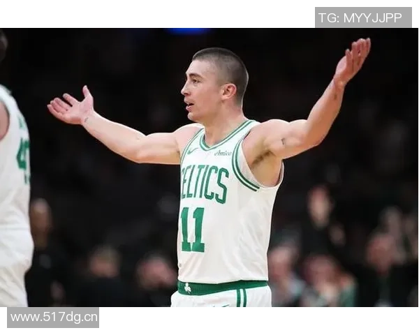 普理查德表现稳定半场8投4中贡献11分2篮板4助攻