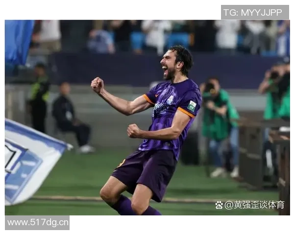 孔帕尼续约获广泛认可球员在其指导下显著提升表现