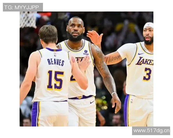 詹姆斯强调球队需在阵容齐整前全力以赴扭转颓势不求外界怜悯